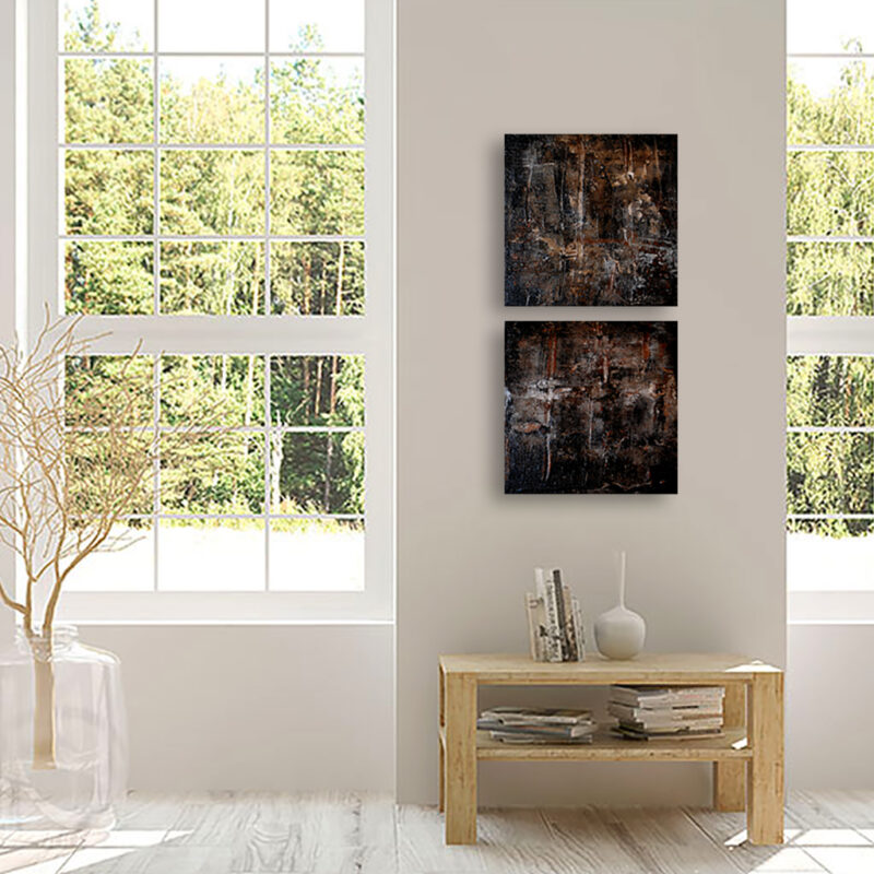 viser maleriet "Looking for an answer in the dark" (31107) og "Looking for an answer" (31108) af louise sellebjerg. Maleriet er i brune nuancer-30x30 cm