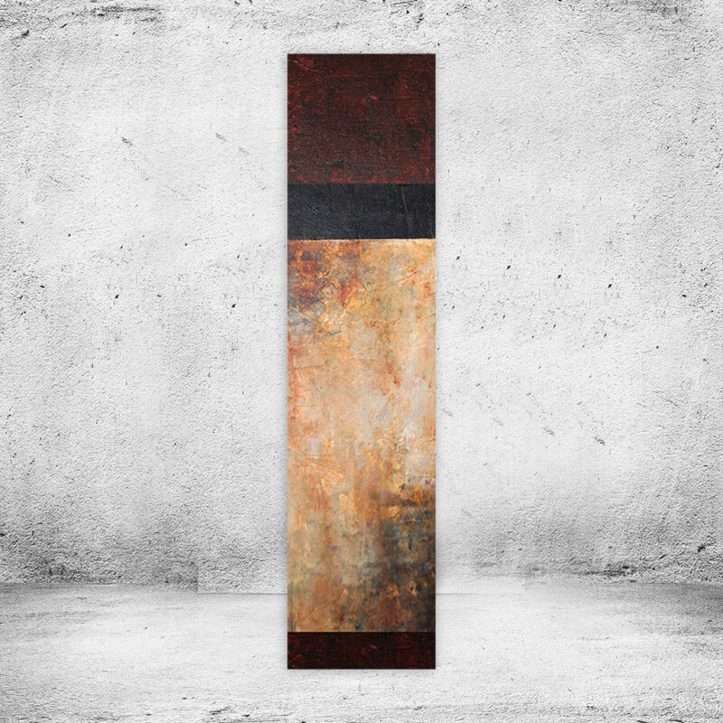 Stort moderne rustikt maleri - Temptation, ekstra højt vertikalt unika-maleri 40x120 cm med lagdelte teksturer i brændt rød, gylden okker og et mørkt topfelt.